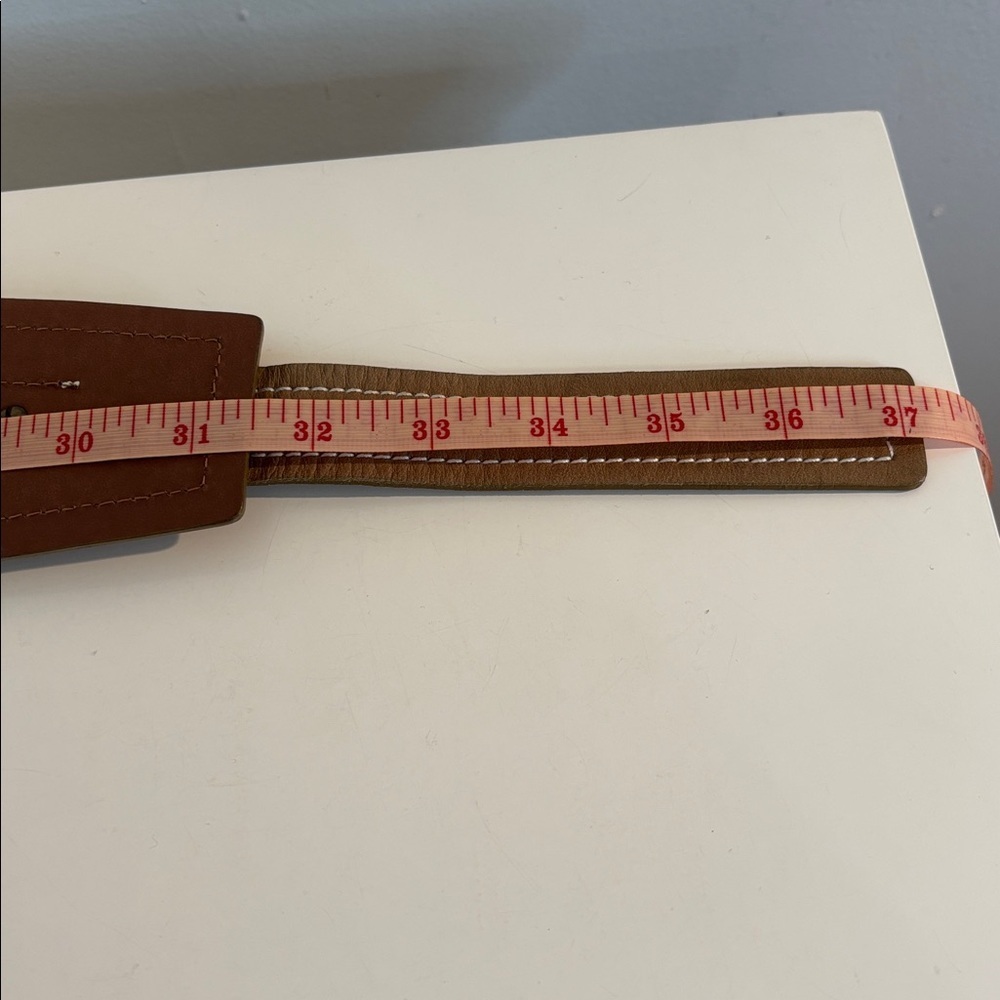 Olsen tan leather and Cotton weaved belt size medium - Picture 12 of 13